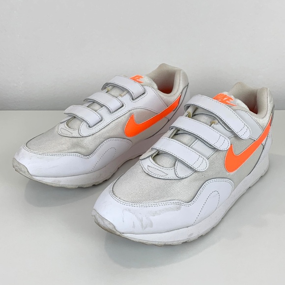 Nike white and neon orange sneakers women's size 10 - Picture 3 of 11